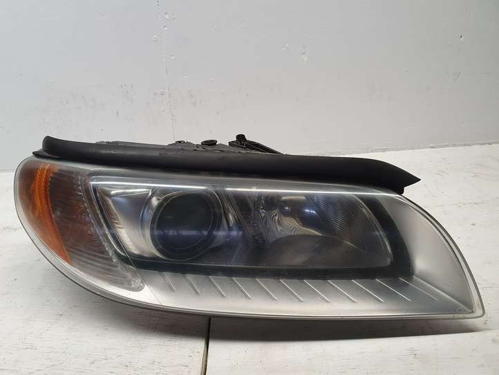Volvo S80 (2004 - 2006)  30796130 Передняя фара