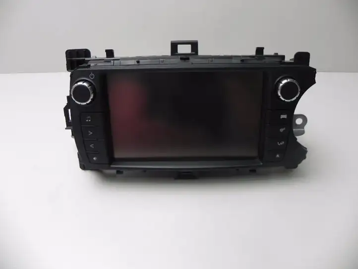 Toyota Yaris (2014 - 2019) 861400D180 Магнитола / мультимедийная система — фото 1