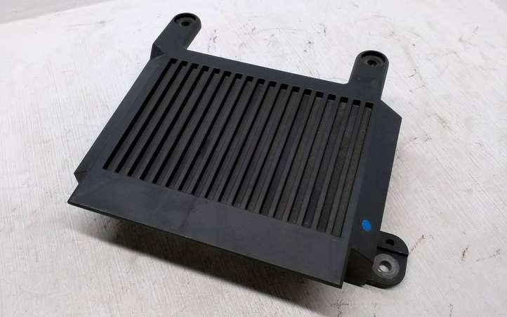 Volvo S80 (2004 - 2006)  30775889 Звукоусилитель