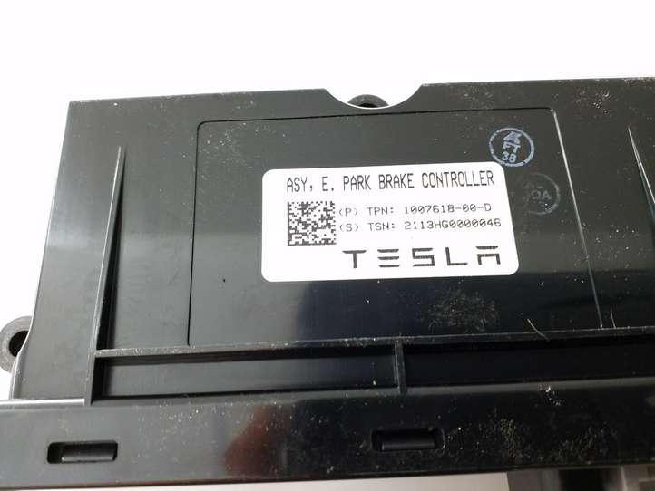 Tesla Model S (2016 - 2021)  100761800D Модуль управления ручным тормозом