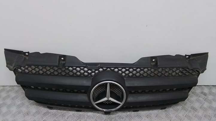 Mercedes-Benz Sprinter W906 (2006 - 2018)  A9068800385 Передняя решётка