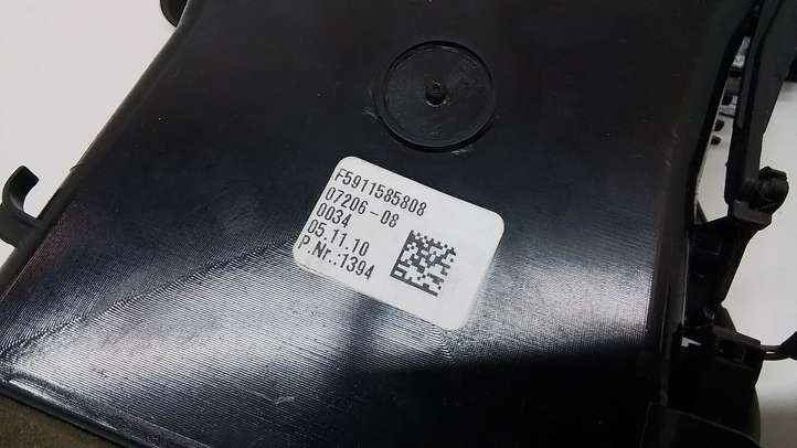 BMW 7 F01 F02 F03 F04 (2008 - 2016)  9115858 Боковая воздушный дефлектор
