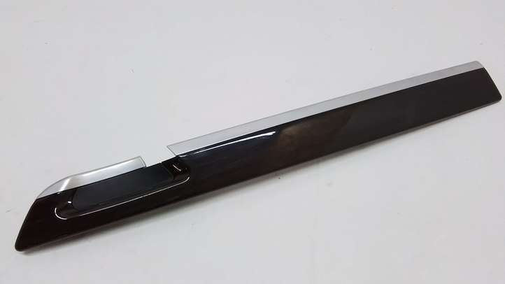 BMW 7 F01 F02 F03 F04 (2008 - 2016)  9115533 Другая деталь отделки пере́дней дверей