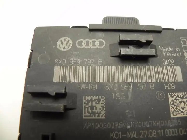 Audi A4 S4 B8 8K (2011 - 2015) 8X0959792B Блок управления дверью — фото 3