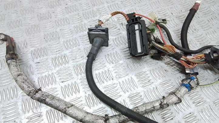 BMW 3 E90 E91 (2005 - 2012)  7802164 Проводка двигателя