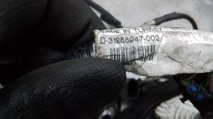 Volvo S60 (2010 - 2013)  31288947 Проводка двигателя