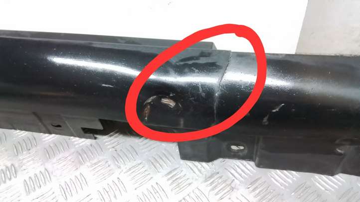 BMW 7 F01 F02 F03 F04 (2008 - 2016)  7212740 Порог