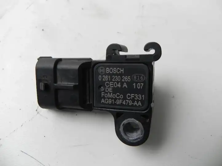 Ford Focus (2011 - 2015) AG919F479AA Датчик давления воздуха впуска — фото 2
