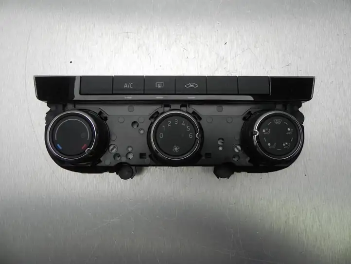Volkswagen Tiguan (2011 - 2016) 3V0820047 Блок управления климат-контролем — фото 1