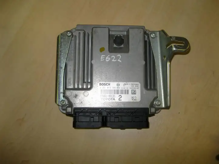 Toyota Yaris (2009 - 2012) 0281015386 Прочие блоки управления — фото 1