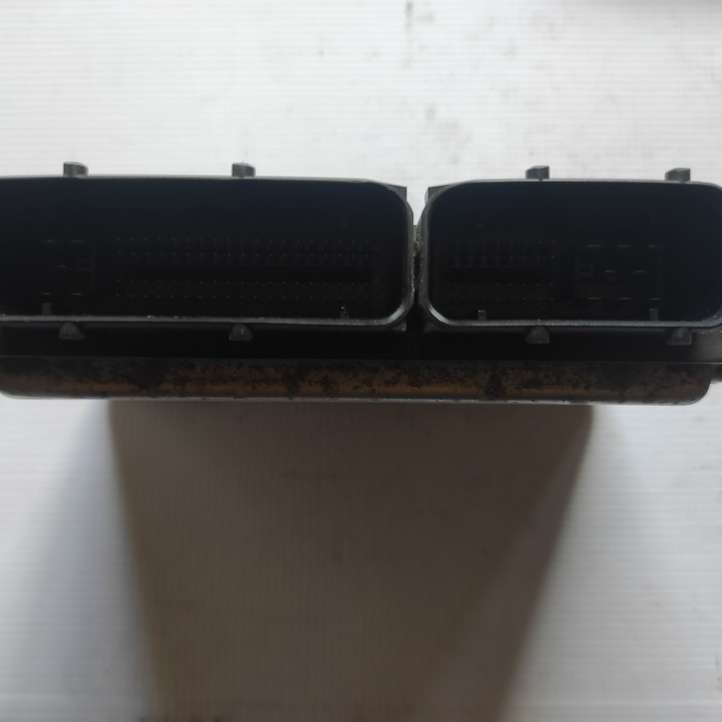 Volkswagen Transporter-Caravelle (1990 - 2003)  074906018C Комплект зажигания