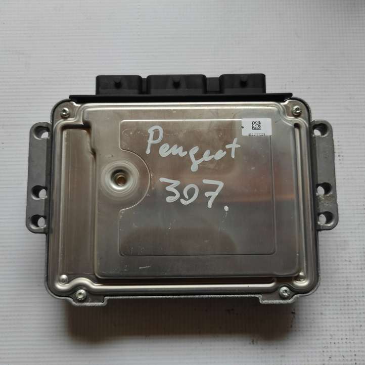 Peugeot 307 (2005 - 2008)  0281011863 Блок управления двигателя