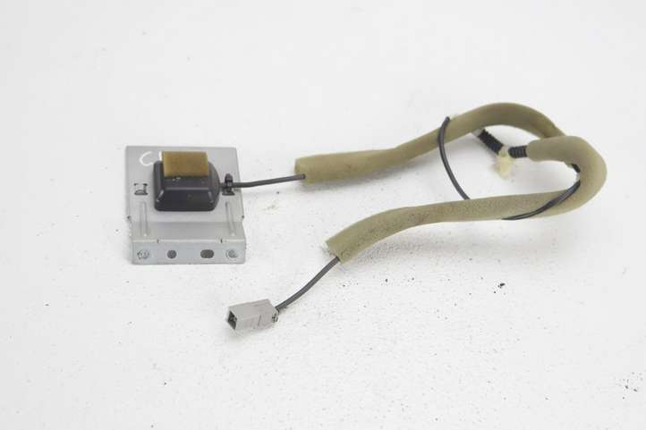 Honda CR-V (2006 - 2009)  39835-SWA-J012-M1 Антенна (антенна GPS)