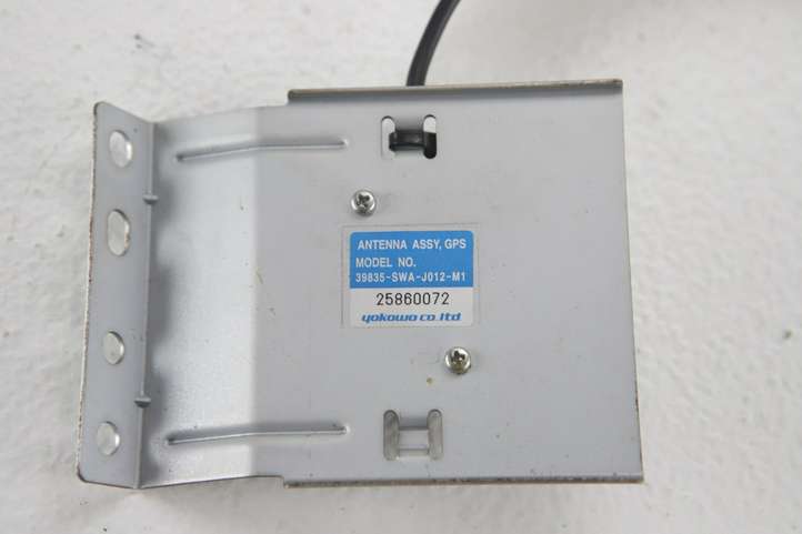 Honda CR-V (2006 - 2009)  39835-SWA-J012-M1 Антенна (антенна GPS)