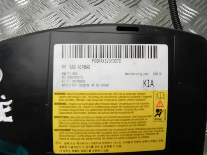 Kia Ceed (2006 - 2010) 607793000E Боковая подушка безопасности (стойка) — фото 3