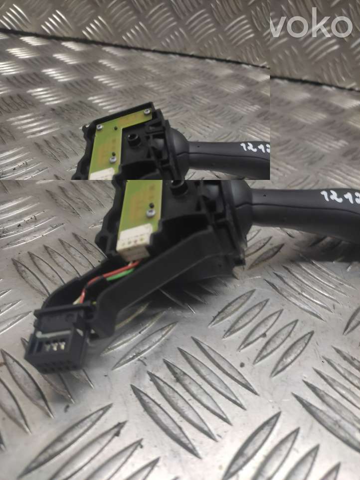 Seat Altea (2004 - 2009)  1K0953513 Ручка поворотов/ фонарей