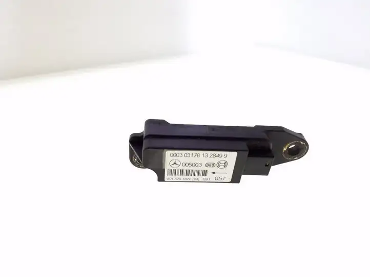 Mercedes-Benz CLK A209,C209 (2002 - 2009) 0018204426 Датчик удара SRS — фото 2