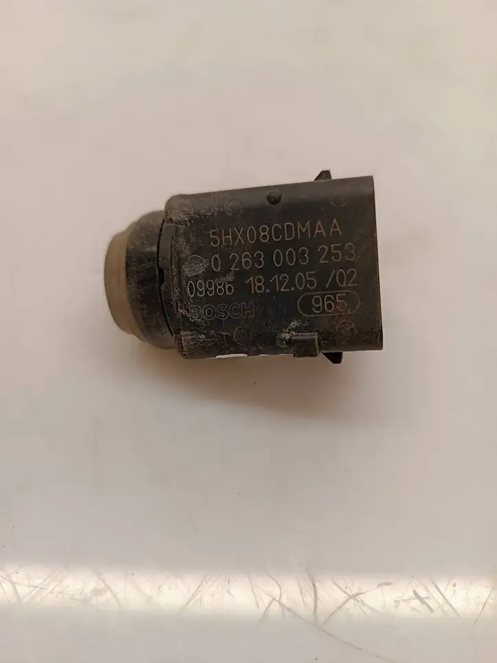 Chrysler 300C (2005 - 2011)  5HX08CDMAA Датчик (датчики) парковки