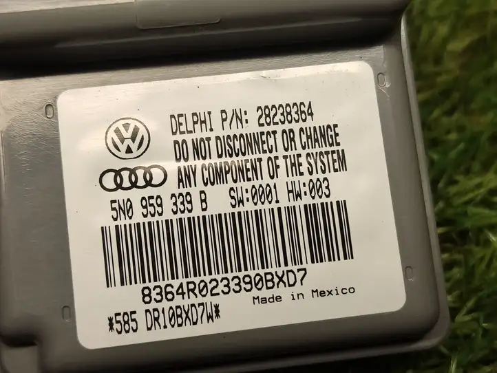 Volkswagen Tiguan (2011 - 2016) 5N0959339B Блок управления сиденьем — фото 3
