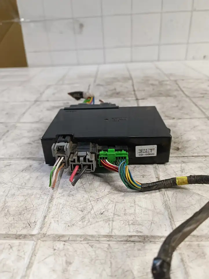 Volvo S60 (2000 - 2004)  8691707 Модуль управления сидением