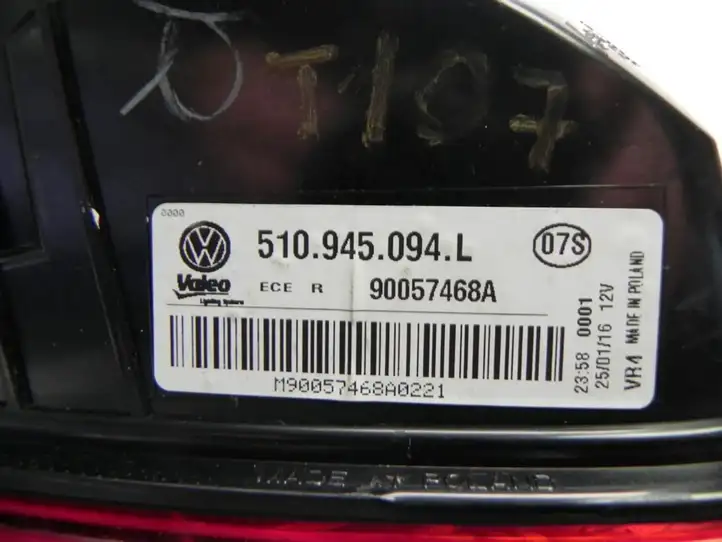Volkswagen Golf VII (2013 - 2019) 510945094L Задний фонарь в кузове — фото 3