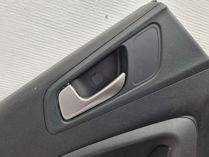 Hyundai i20 (2014 - 2018)  83330C8010 Обшивка задней двери