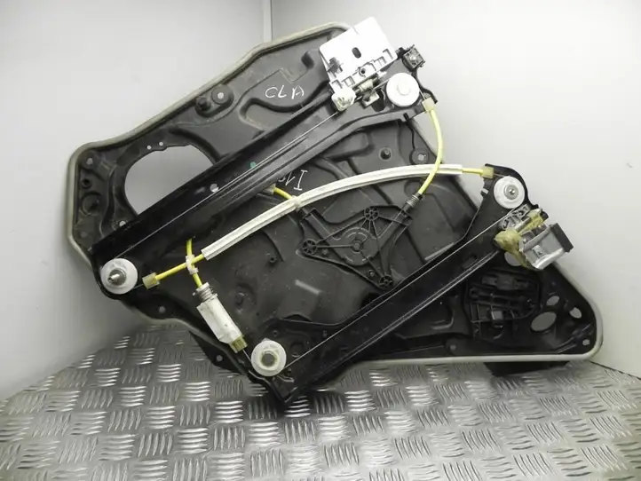 Mercedes-Benz CLA C117,X117,W117 (2013 - 2019) A1177300179 Стеклоподъемник передней двери (комплект) — фото 1