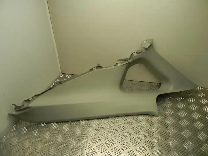 Toyota Prius (XW30) (2009 - 2015) 6247047070 Обшивка стойки C — фото 1