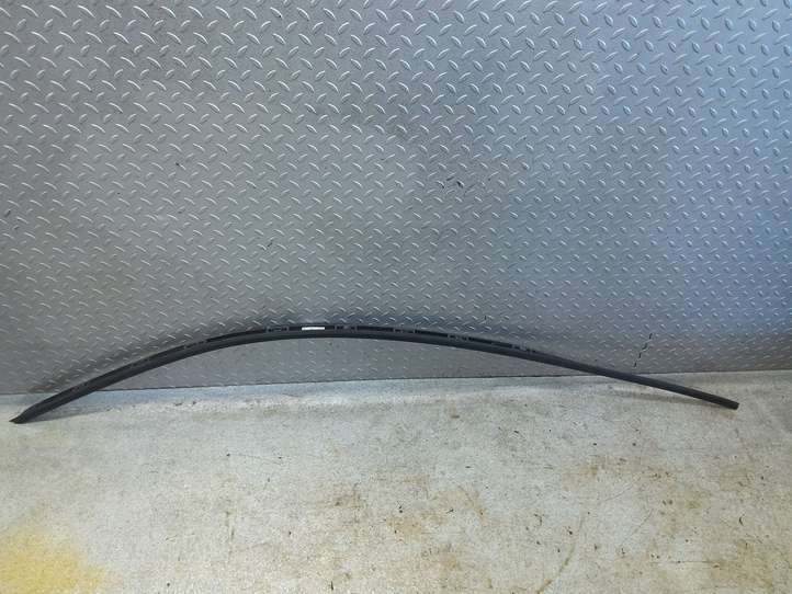 Audi TT (2006 - 2010)  8J8853703A Звукоизоляция крыши