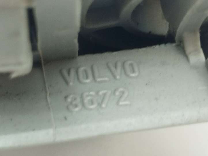 Volvo S60 (2000 - 2004)   Держатель щитка от солнца