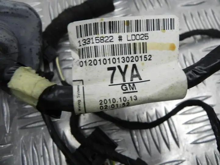Opel Astra J (2009 - 2012) 13315822 Прочая электропроводка — фото 3