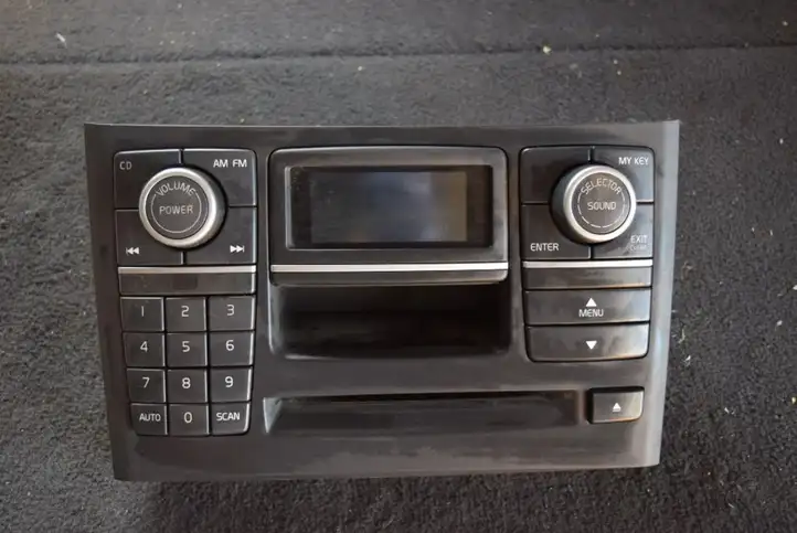 Volvo XC90 (2006 - 2014) 30797250 Магнитола / мультимедийная система — фото 1