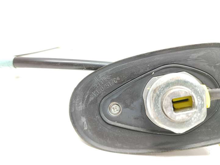 Toyota Auris 150 (2006 - 2012)  V307517C Антенна (антенна GPS)