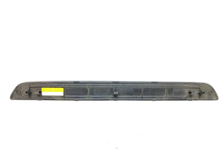 Toyota Auris 150 (2006 - 2012)  6791102070 Отделка переднего порога (внутренняя)