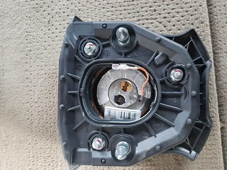 Volvo S80 (2006 - 2009) P30721996 Подушка безопасности руля — фото 2