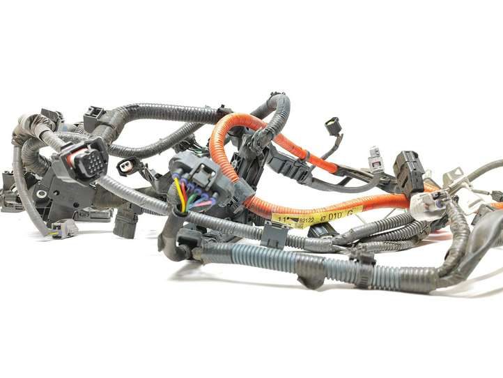 Toyota Auris 150 (2006 - 2012)  8212247 Проводка двигателя