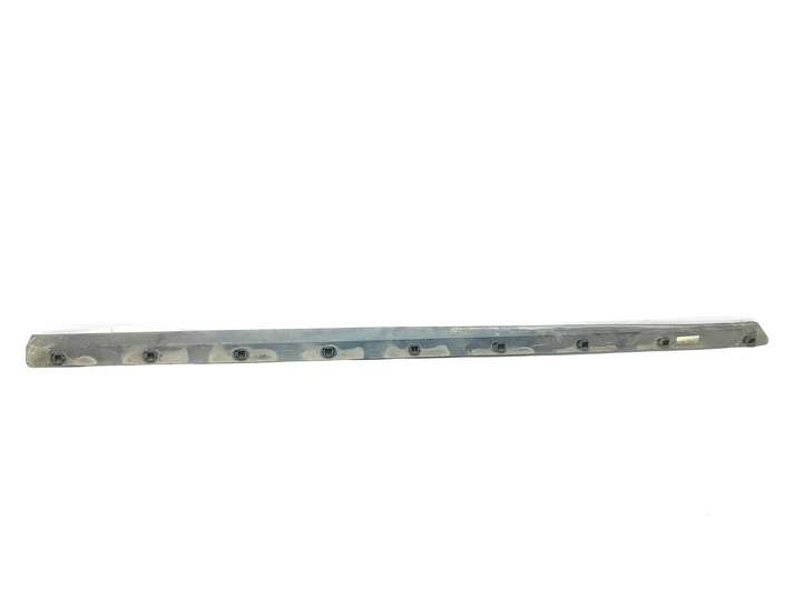 Toyota Auris 150 (2006 - 2012)  7585102081 Порог