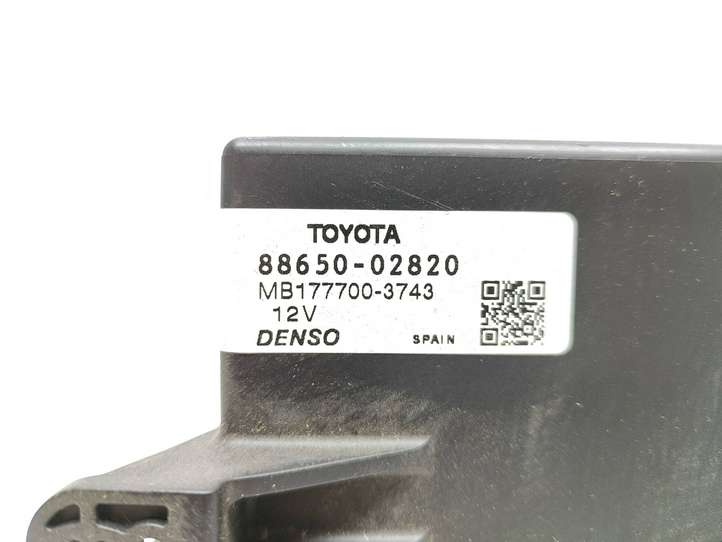 Toyota Auris 150 (2006 - 2012)  8865002820 Другие блоки управления / модули