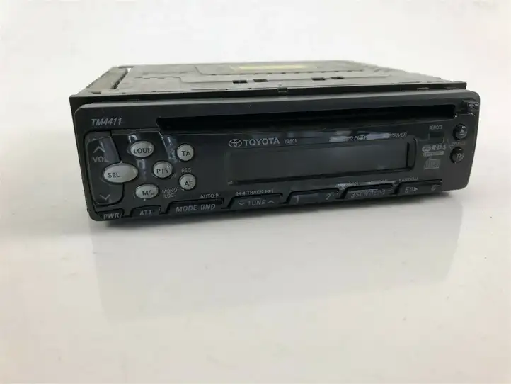 Toyota RAV 4 (XA20) (2000 - 2005) CQJS0720F Магнитола / мультимедийная система — фото 2