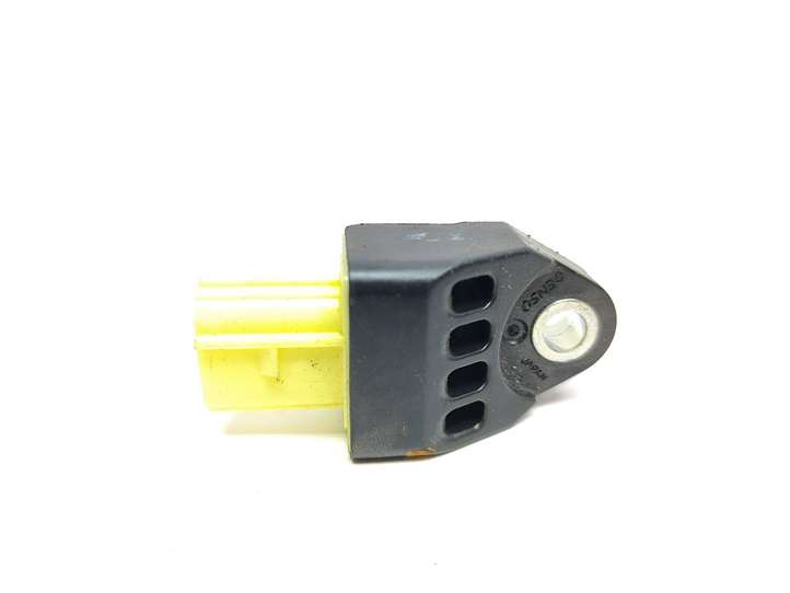 Toyota Auris 150 (2006 - 2012)  8983112020 Датчик удара надувных подушек