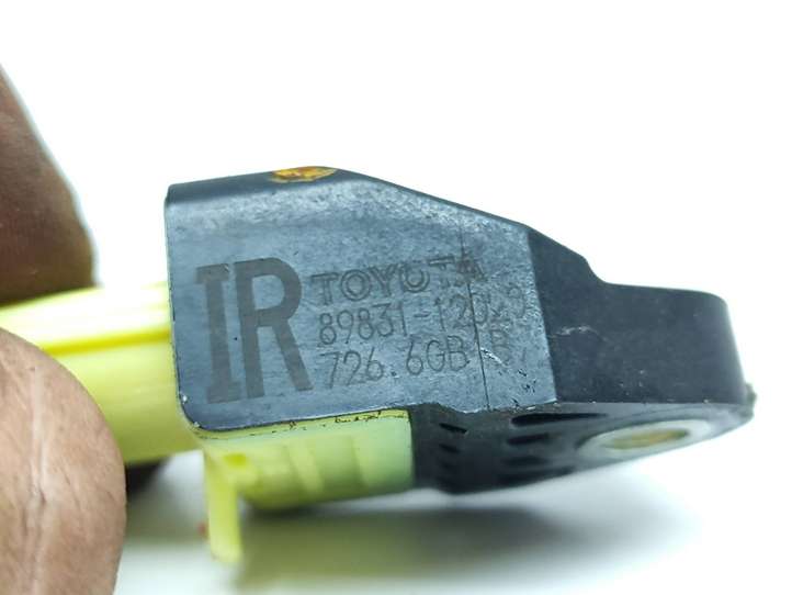 Toyota Auris 150 (2006 - 2012)  8983112020 Датчик удара надувных подушек