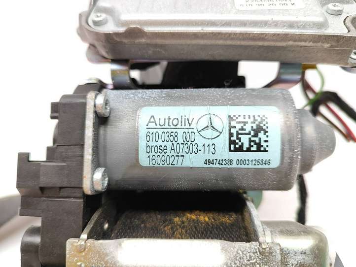 Mercedes-Benz C W204 (2007 - 2014)  A07303113 Передний ремень безопасности