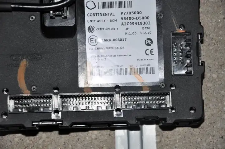 Kia Optima (2015 - 2018) 95400D5000 Модуль комфорта — фото 4