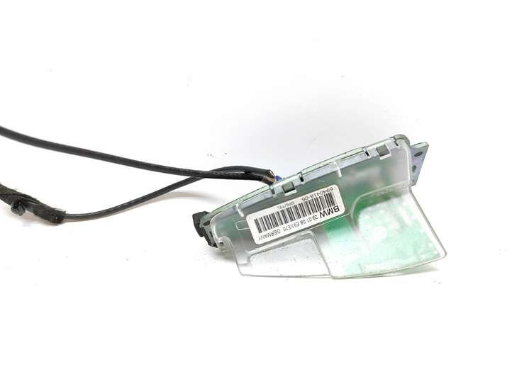 BMW 3 E90 E91 (2005 - 2012)  1682611 Антенна (антенна GPS)