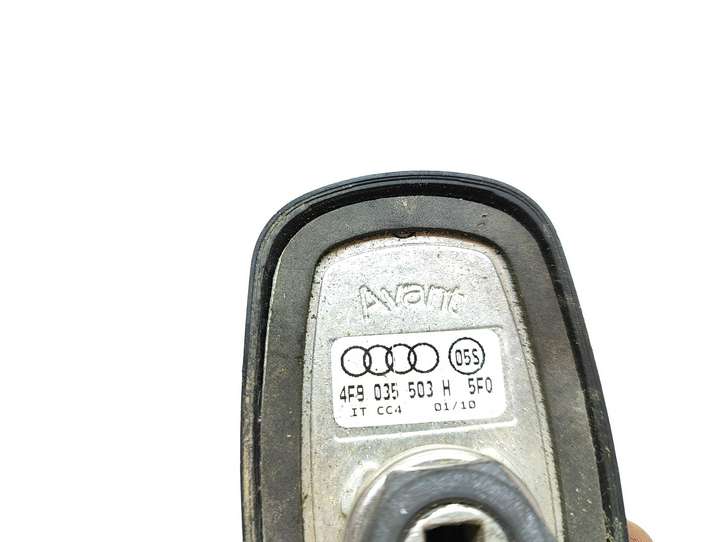 Audi A6 (2004 - 2008)  4F9035503H Антенна (антенна GPS)