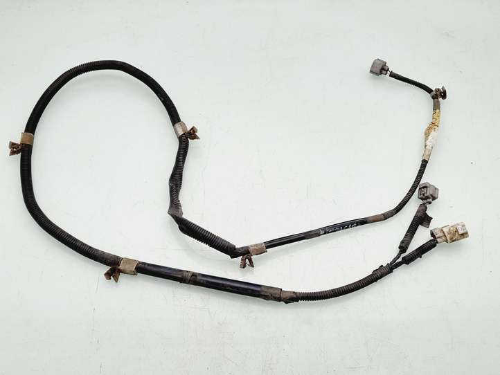 Toyota RAV 4 (XA30) (2006 - 2016)  8216542010 Другой проводник