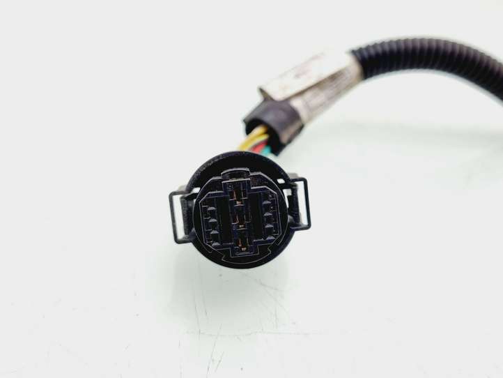 BMW 1 F20 F21 (2011 - 2019)  760880103 Другой проводник