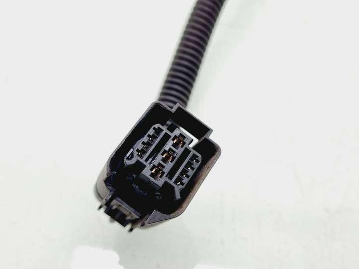 BMW 1 F20 F21 (2011 - 2019)  760880103 Другой проводник