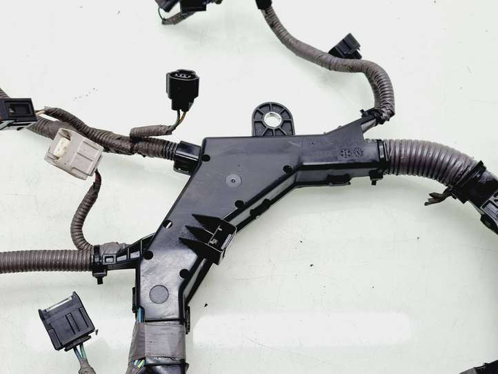 Toyota Land Cruiser (J150) (2009 - )  821216AK80B Проводка двигателя