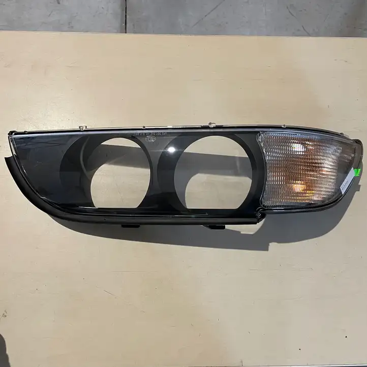 BMW 5 E39 (1996 - 2003) 63128362832 Запчасти передней фары — фото 1